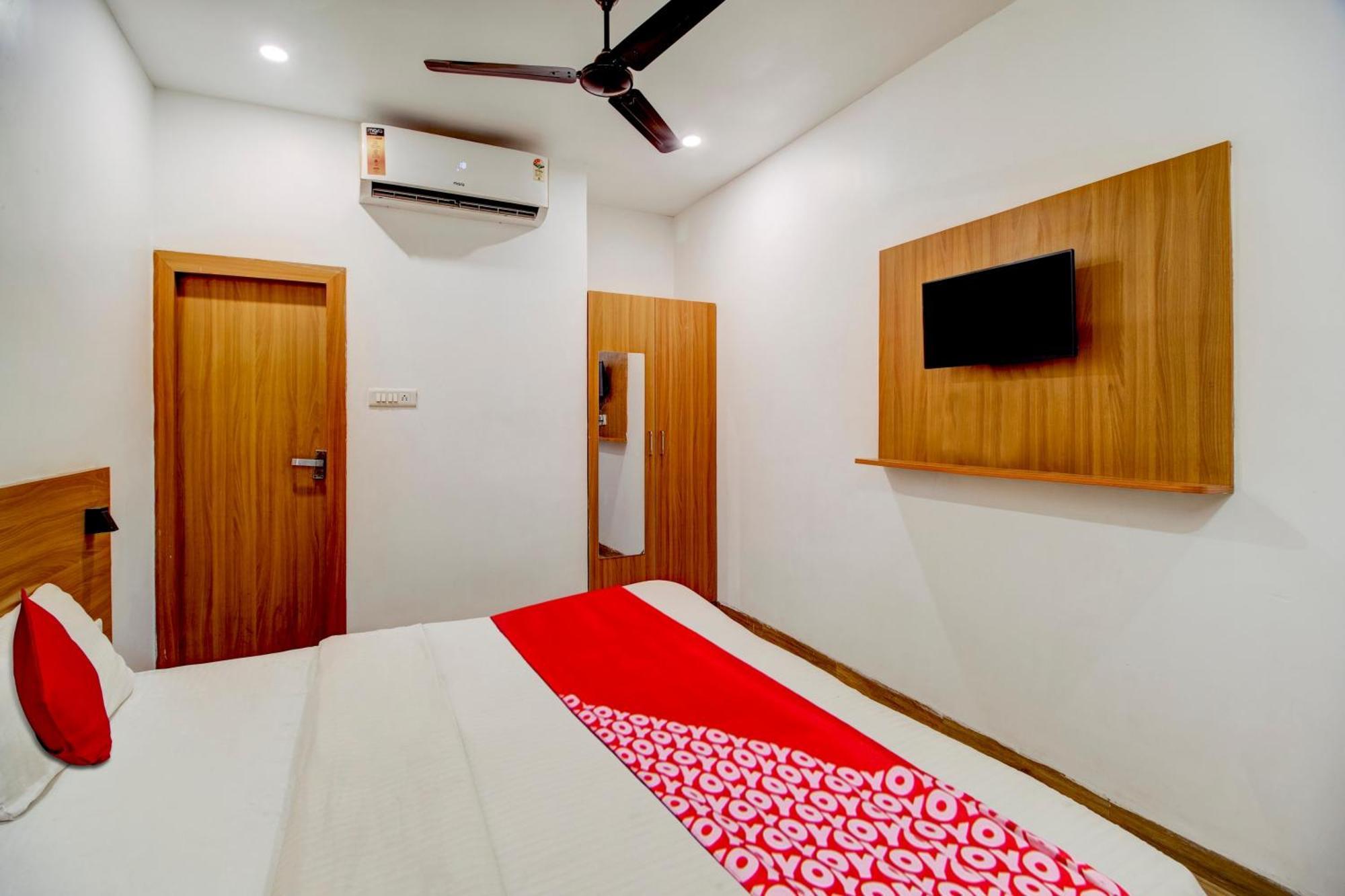 Hotel O Hill View Residency Near Aca Stadium Guwahati Exterior foto