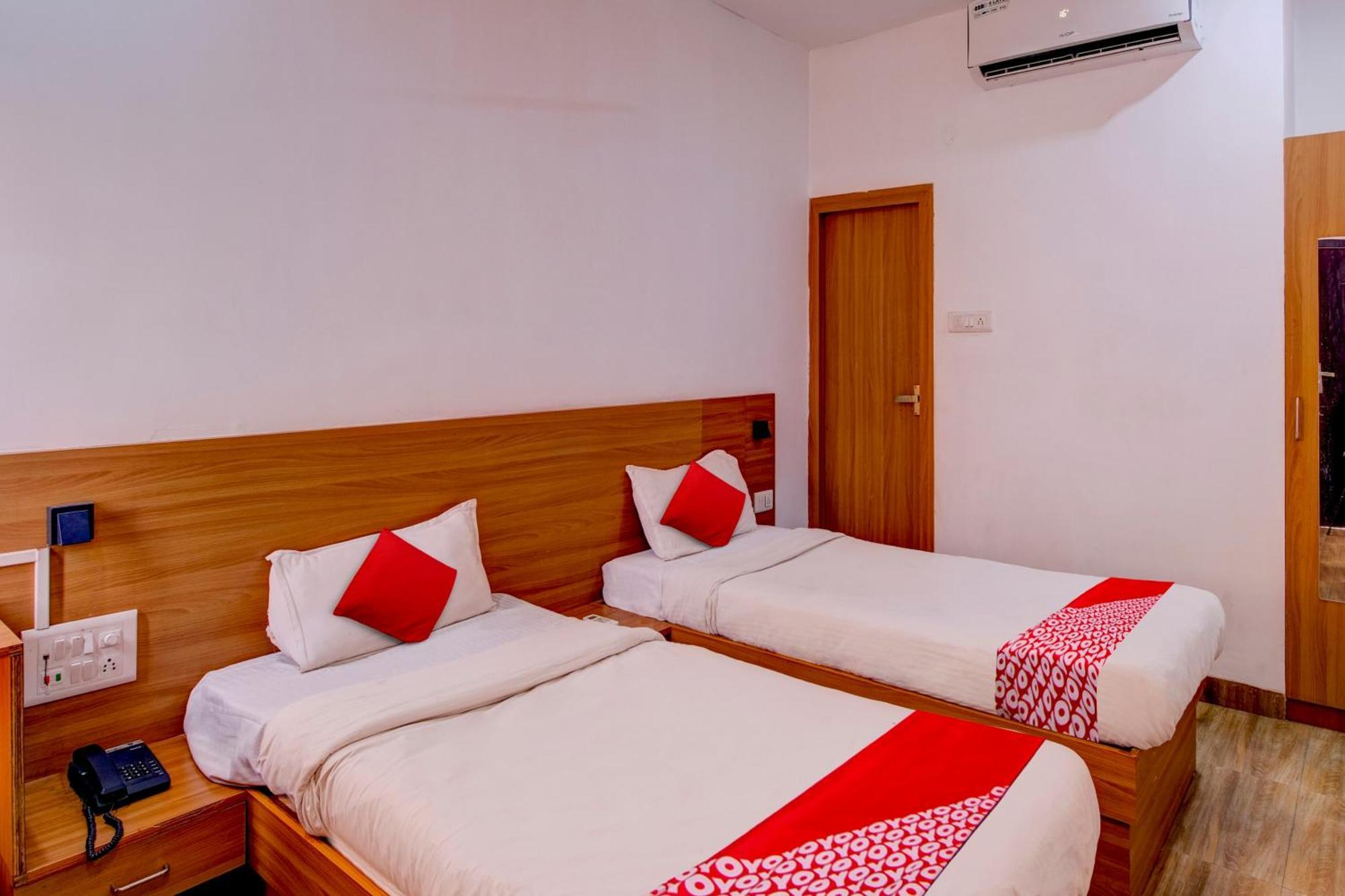 Hotel O Hill View Residency Near Aca Stadium Guwahati Exterior foto